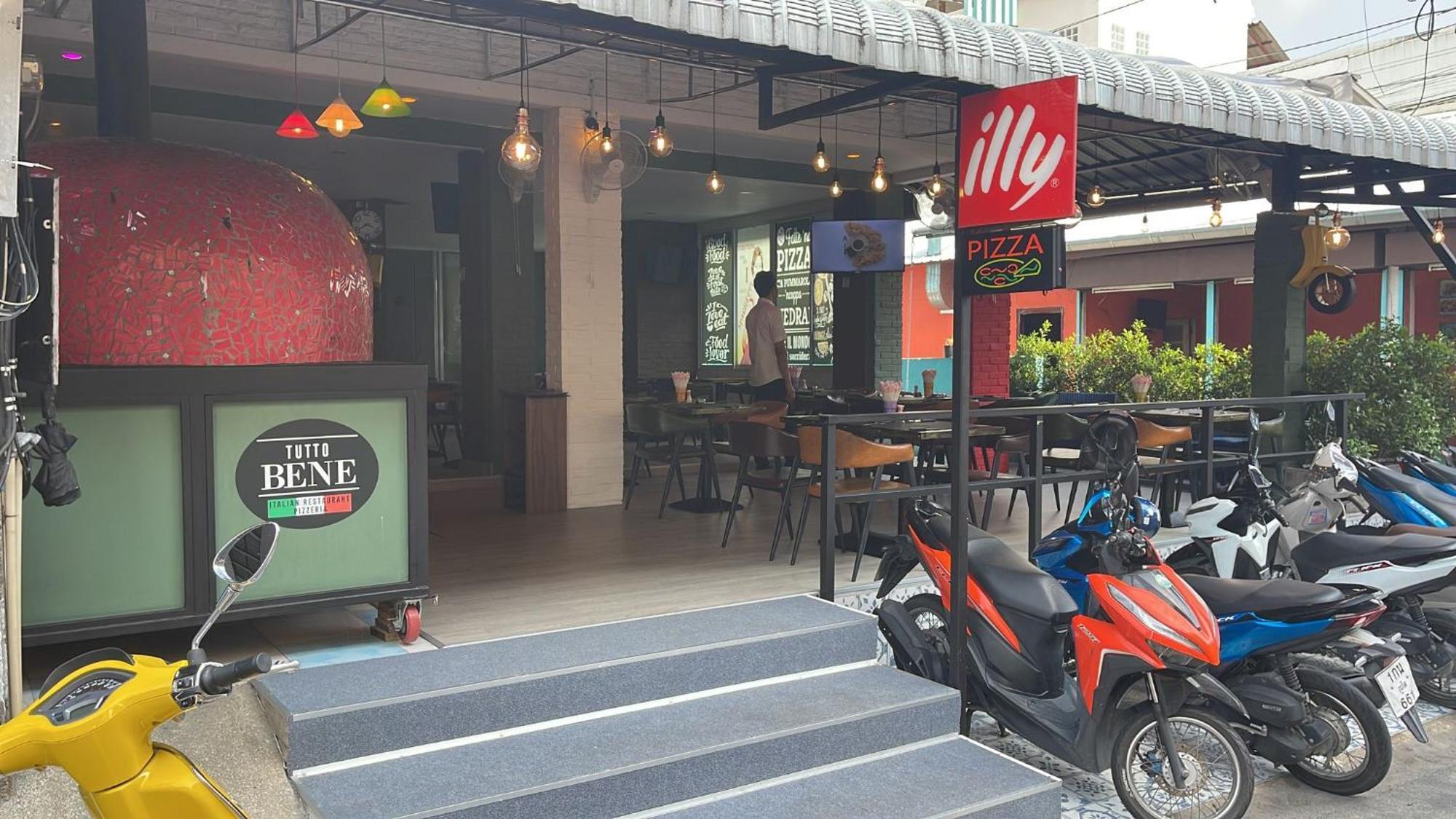 Patong Blue Hotel エクステリア 写真